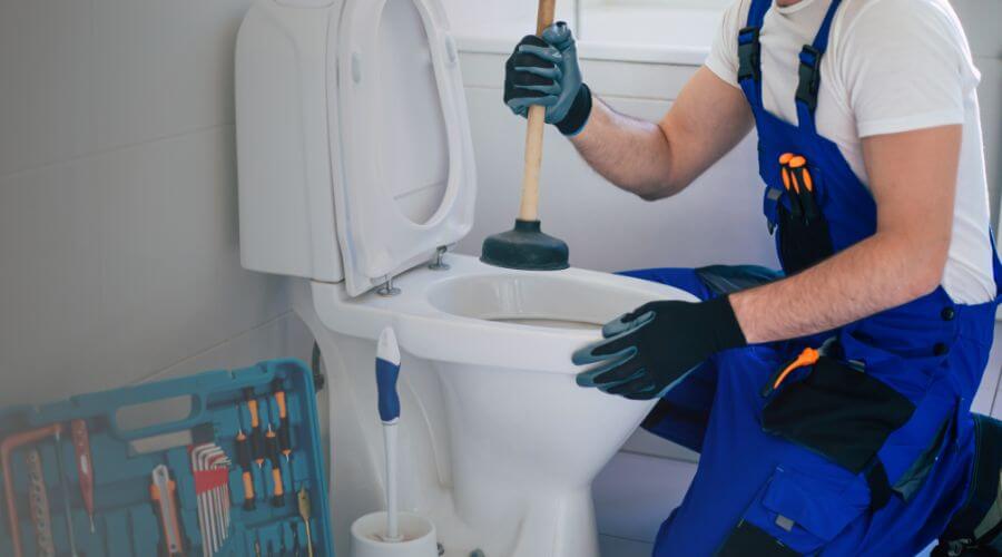 Expert burst pipe repair services in Fox Lake, IL